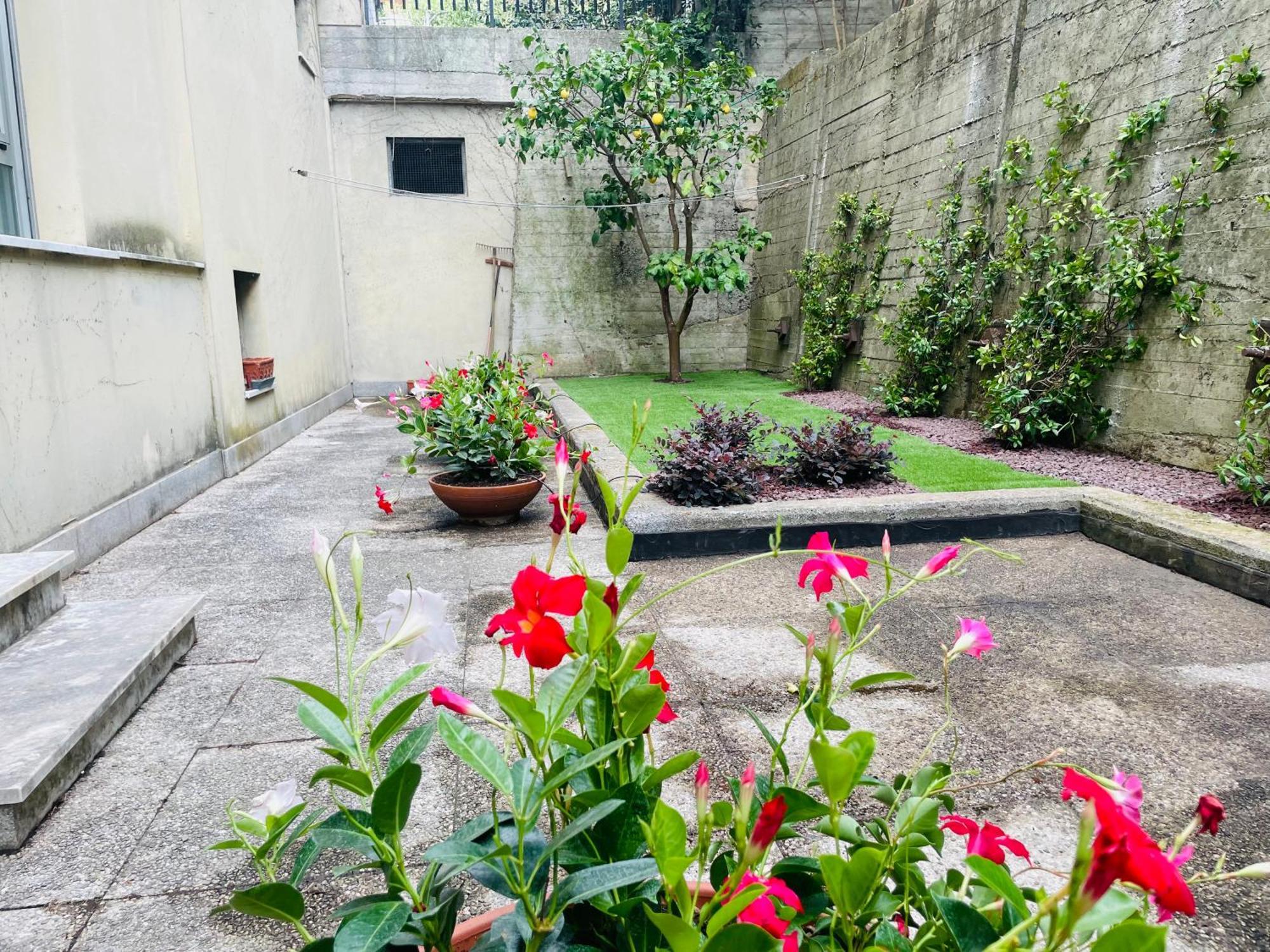 Lemon Tree Resort - Freeparking - Garden Genova Kültér fotó